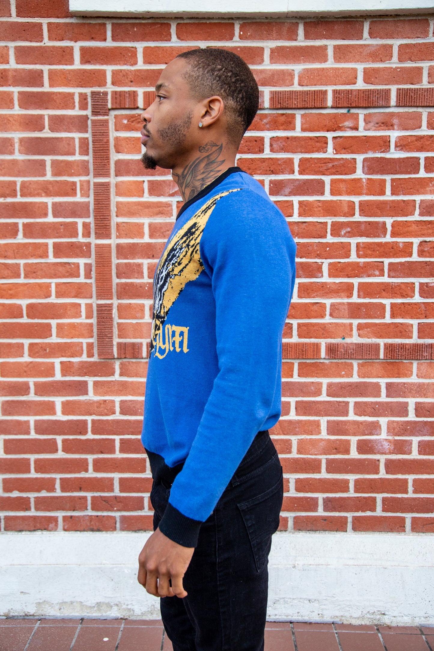 Spirit gym Knitted crew neck sweater